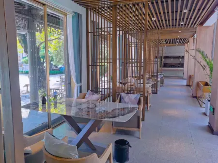 TKZCJD Отели рядом с достопримечательностью «Lizongren Historical Archive»