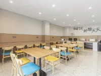 7天酒店（阜陽阜南新中醫院店） 阜南酒店