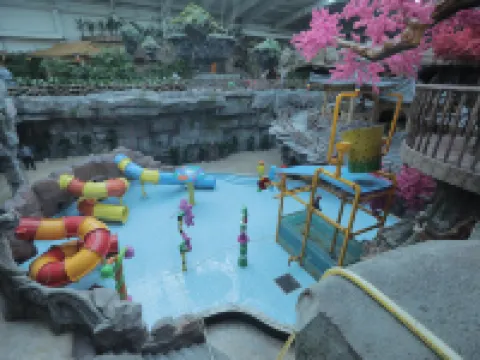 Piyanshan Hot Spring Hotel Hotels in Longjing