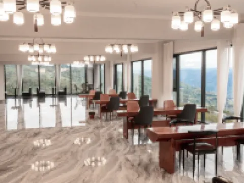 Dawa Genza Shenshan Hotel Hotel a Baoxing