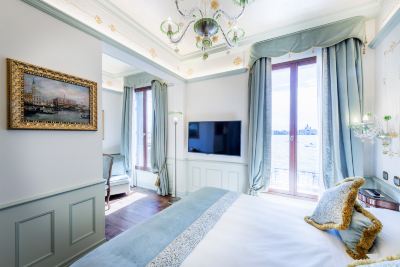 デラックスグランドカナルビュールーム ホテル モナコ&グランド キャナルの写真