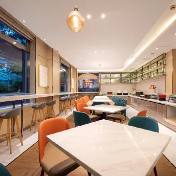 HanTing Hotel (Shanghai New International Expo Center, Longyang Road Subway Station) Отели рядом с достопримечательностью «Парк Века»