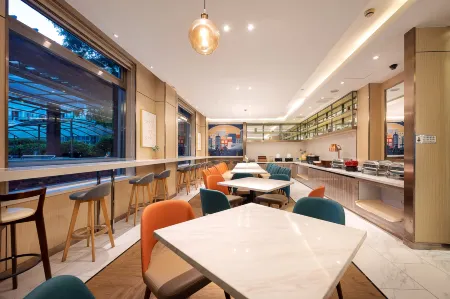 HanTing Hotel (Shanghai Longyang Road Subway Station) Отели рядом с достопримечательностью «Ziwei Park (North Gate)»