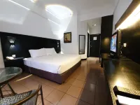 Flamingo Hotel by The Lake, Kuala Lumpur - Balkoner