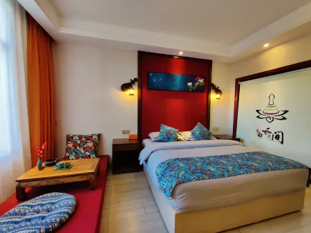 Siji Baiyunjian Hotel