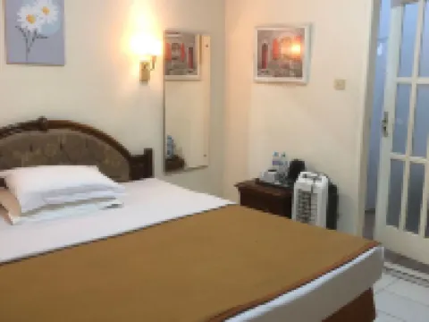 莫妮卡酒店 北托拉查縣酒店