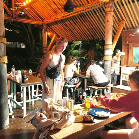 Aha Lanta Cozy Hostel