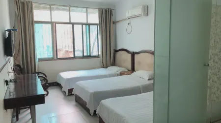 Hunchun Transportation Hotel Отели в г. Цичунь