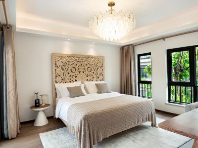 Xishuangbanna Jinghong Jinlong Jiarui Hot Spring Holiday Villa