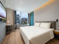 Taiyuan Changfeng Street Atour X Hotel in North American New World Hotels near Changfeng Street