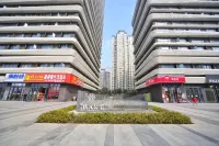 Xiaozhu Apartment ( Xiangyang New No.5 Middle School Zhuangyuan Mansion Branch)