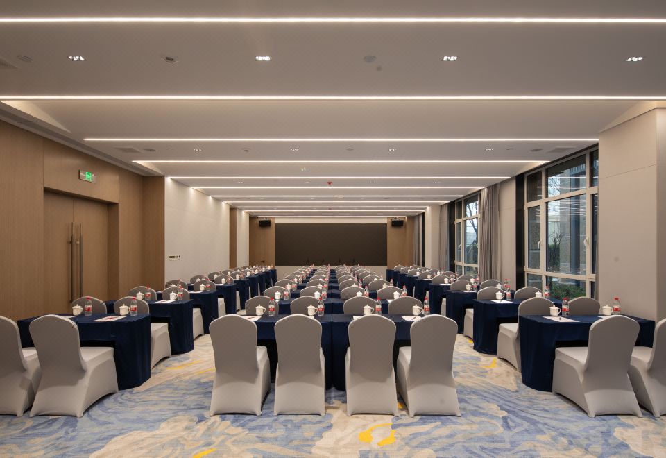 라마다 바이 윈덤 칭다오 공항 객실