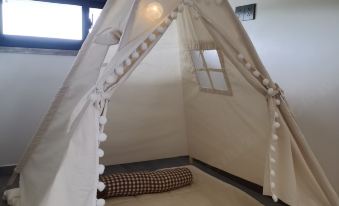 Kunshan Xinyuhuash Homestay (Shangmingdian)
