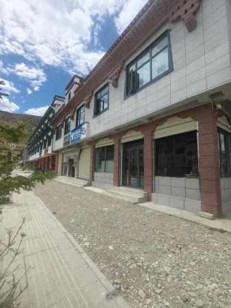 Kadawa Hotel Отели рядом с достопримечательностью «Xueda Village»