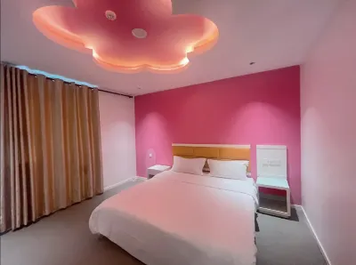Kunshan Rongding Hotel (Yushan Square Subway Station Branch) Hotels near A Duxiehang