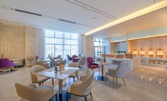 LAVANDE Hotel(Shangri-La High-Speed Railway Station )