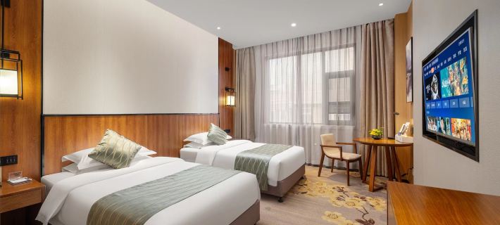 Huashun Intelligent Hotel (Huazhou Fu Square) Hotels in Huazhou