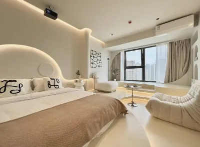 Ximan Coast Resort Hotel (Beidaihe Liuzhuang Night Market)