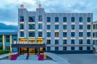 Yindige Hotel (Huazhou) Hôtels à : Weinan