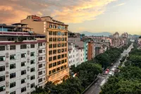 Yinmo Hotel （Wanda Plaza Guilin Railway Station） Hotel di Guilin