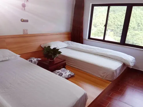 Zhuji Wuxie Chunweigé Homestay - Homestays