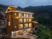 Luxury Wild Cloud Top Tixi Homestay 당안 계단식 논 주변 호텔