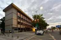 7 Days Inn Express(Shanwei Second Road Food Street Branch)
