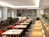 Citadines Luyang Hefei Hotels near Luyang