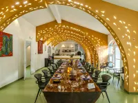 Tadpole Art Realm | Luo Xu Studio Hotels in Mile City