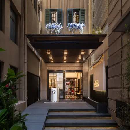 Diamond Bund hotel