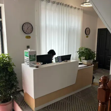 Lanye Hotel