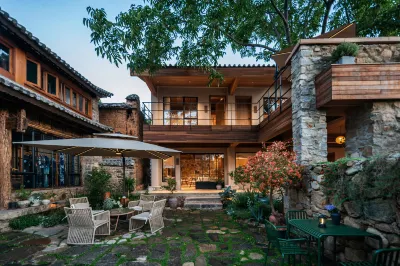 Xishan Artist's Second Residence (Fengyangyi) Cangshan Scenic Area: отели