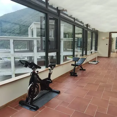 Yuexi Yijing Hot Spring Resort