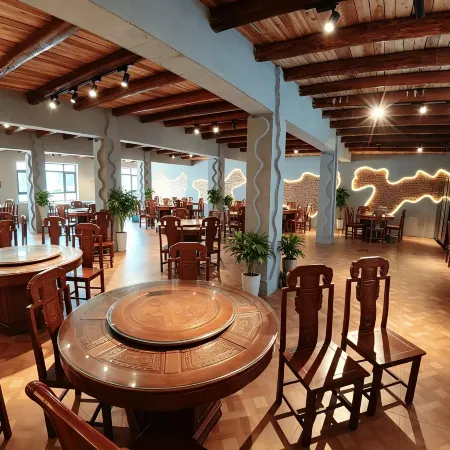 Zhihui Hot Spring Manor。