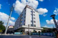 Huining Xinyuanju Hotel - 2-Star
