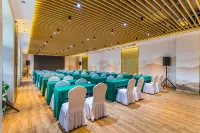 Chengde Tianbao Holiday Hotel