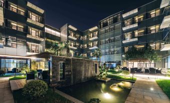 Atour Hotel Suzhou Industrial Park Dongshahu