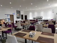 Lavande Hotel(Wanfu Dadu Store of Luxian High-speed Railway Station) Hotel di Lu County