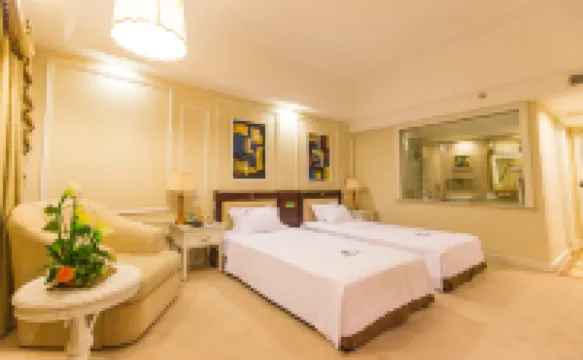 โรงแรมนานาชาติพาเลซ