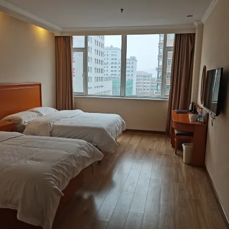 GreenTree Inn (Linjiang Yalujiang) Hotels in Linjiang