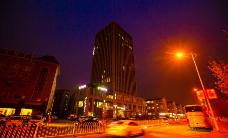 Xana Hotelle (Tianjin Jingang Road Huaxi) - Housity