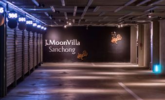 J.Moon Villa Sanchong