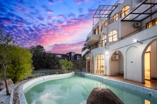 Huazhu Pengxuan Hotel (HaiTang Bay) Hotels near Tufu Bay