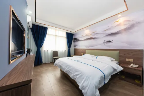 Xiaogan Baishi Hotel