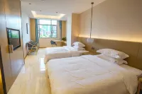 Yunan Yuehu Garden Hotel - balcony