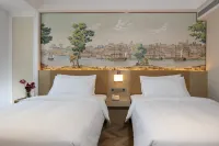 Vienna Hotel (Kunming Railway Station Guanjinggu Store) Hotels near Guandu Forest Park