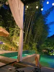 Mid-Levels Homestay - Rooftop Pools