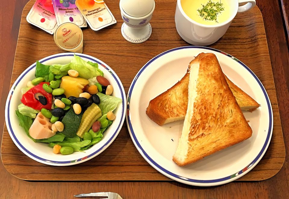 2. 우에노 어반 호..