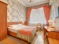 Pekin Hotel Hotel dekat Frunzenskaya