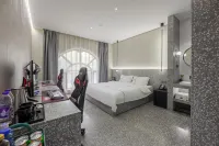 Huaji Fancho E-sports Hotel (Jiaozuo University Branch)